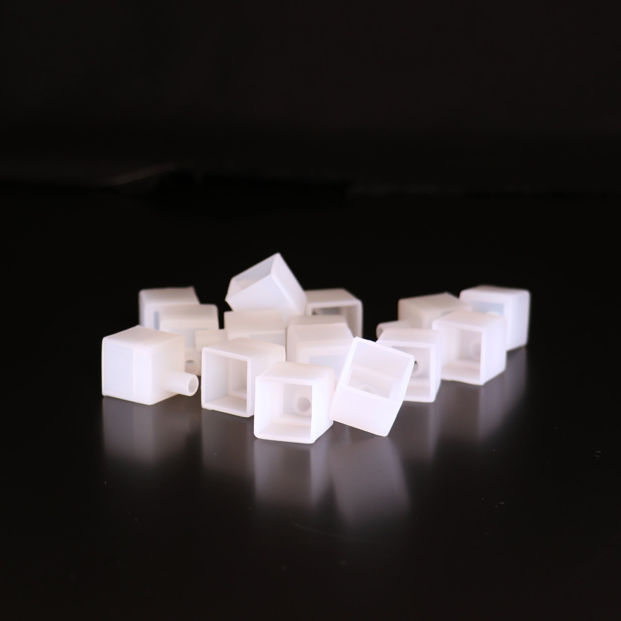 16x17mm End Cap Front Entry (1 Pack)