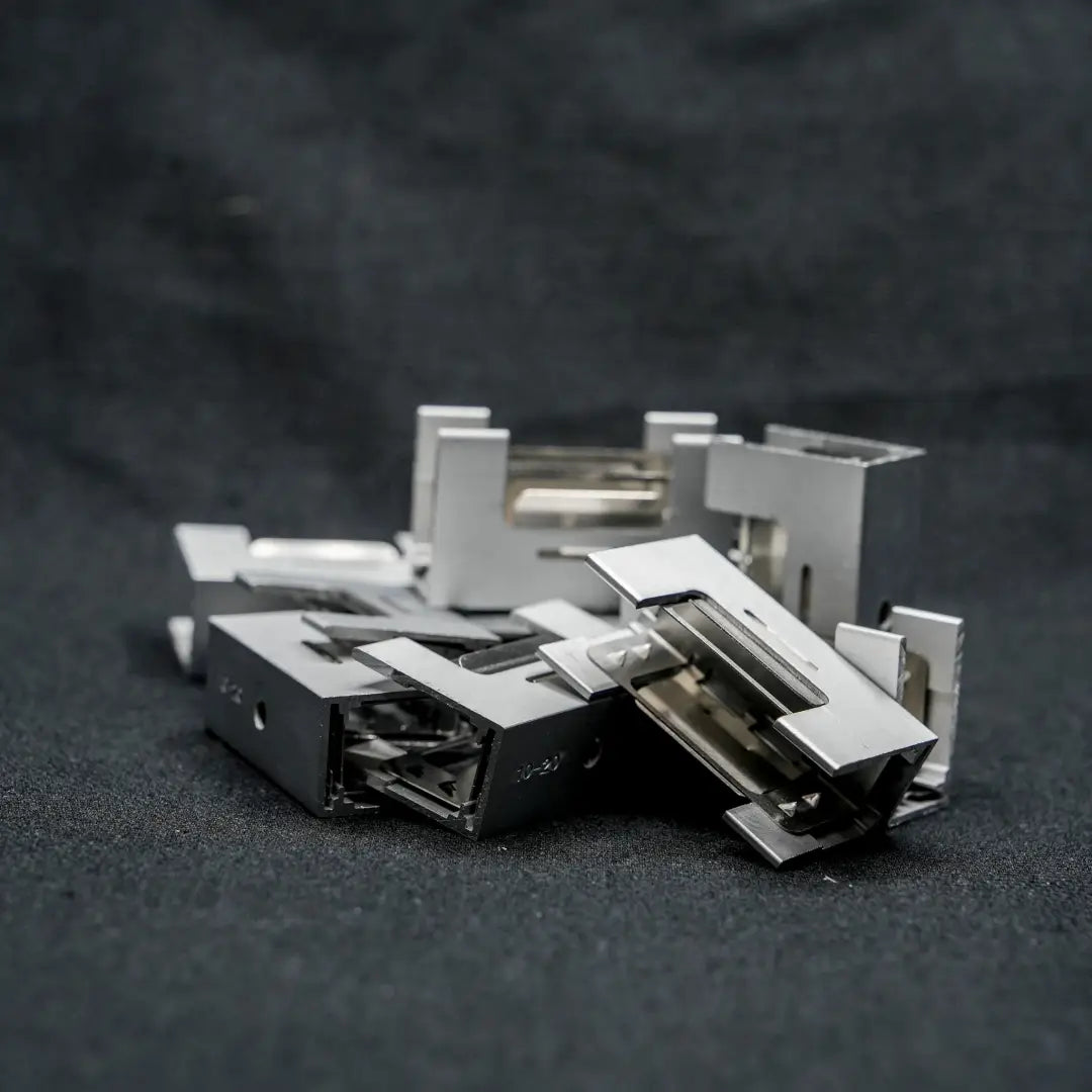 Metal USB connectors stacked together for 10x13x22 Removable Ejector Mounting Clips