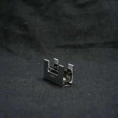 Metal electronic connector with 10x13x22 removable ejector mounting clips for landscape series flexible use